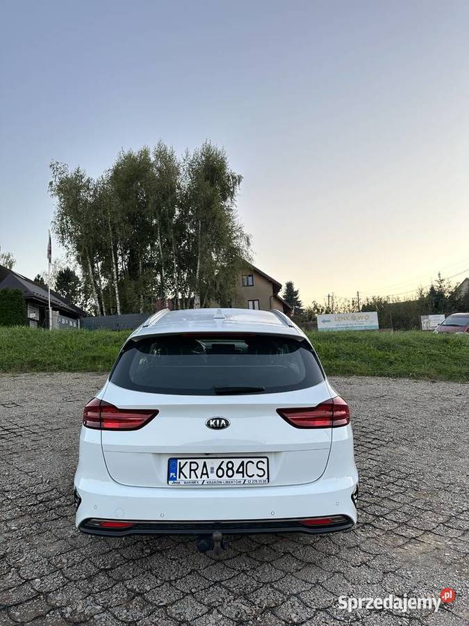 Kia Ceed 2021automat bezwypadkowy Rok produkcji 2021