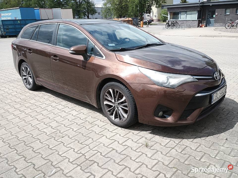Toyota Avensis 20 benzyna VVT CVT sprzedam