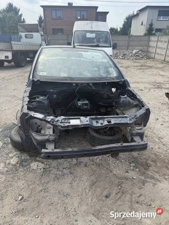 Karoseria Opel Tigra B Karoseria