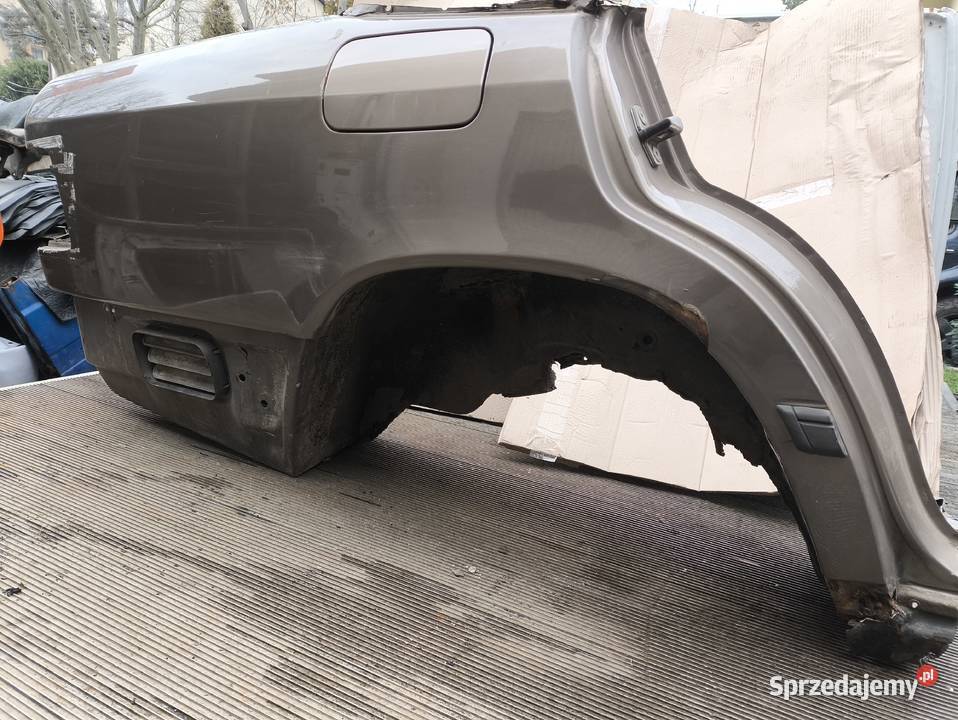 Mercedes W124 błotnik tylny lewy prawy sedan osobowe Skarżysko-Kamienna