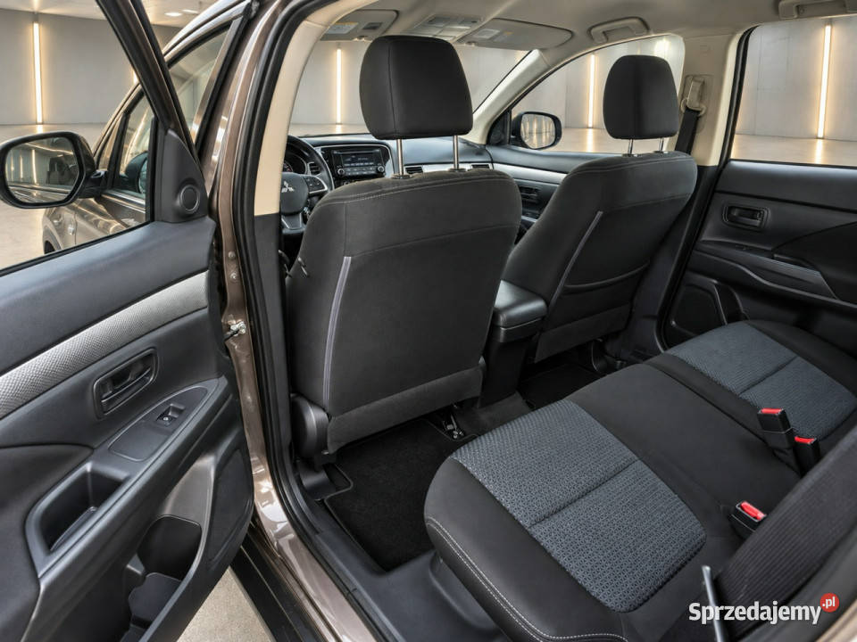 Mitsubishi Outlander 20 benzynabezwypadkowysuper 1998cm3 Żabno sprzedam
