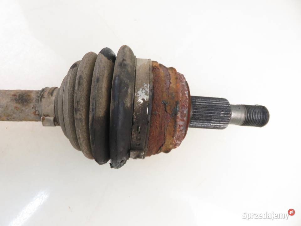 PÓŁOŚ LEWA TYLNA AUDI A3 8L 19 TDI quattro osobowe Półosie