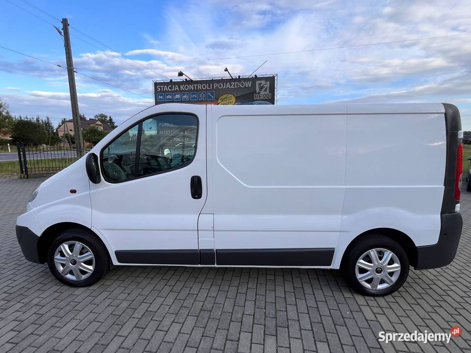 Renault Trafic 20 dci SUPER STAN nieuszkodzony Stara Wieś