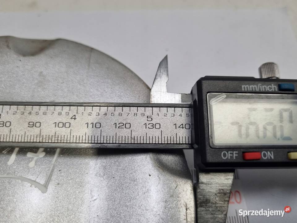 Renault DEKIELEK FELGI Kapsel kołpak 7700834844 Rudka