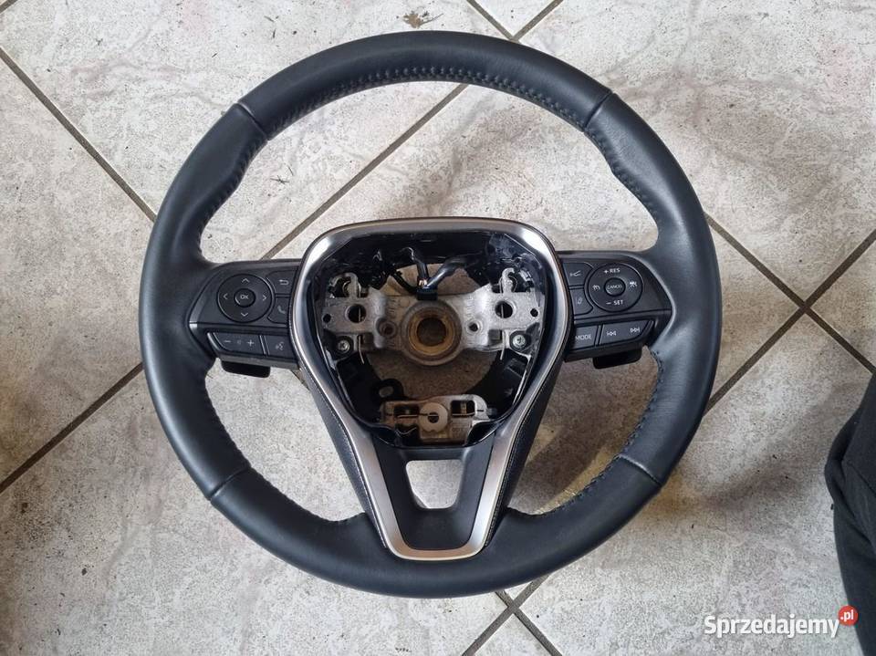KIEROWNICA MULTIFUNKCJA TOYOTA COROLLA E21