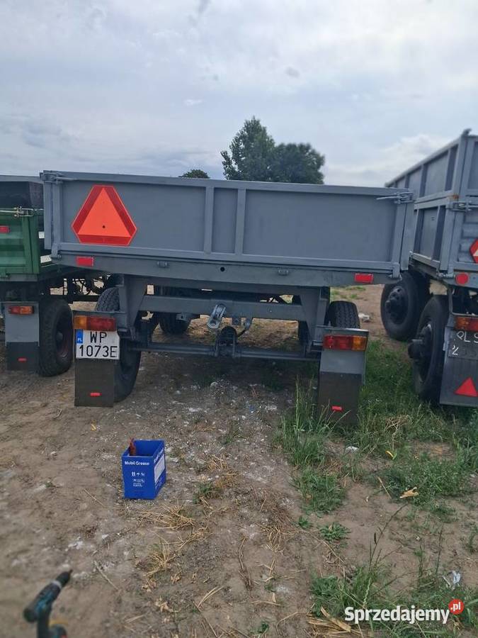 Sprzedam przyczepę wywrotkę d46 na dwa siłowniki sprzedam