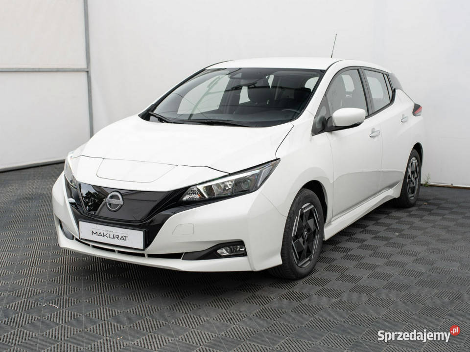Nissan Leaf PY7369840kWh Acenta Podgrzf Kcofania pełny VAT