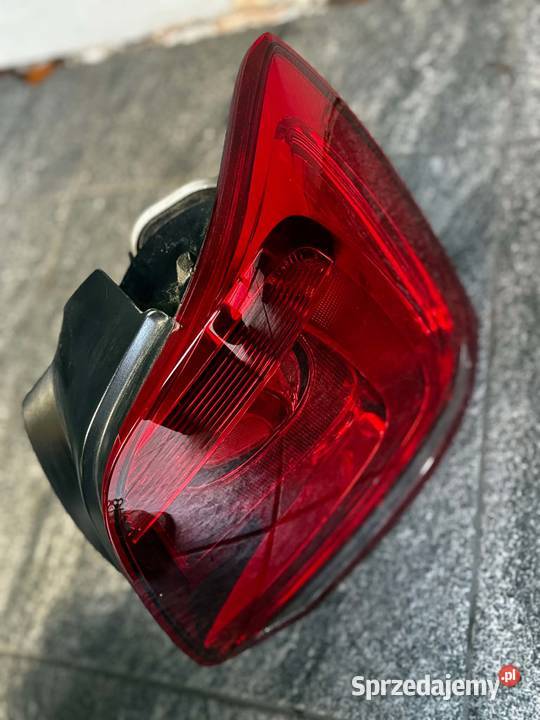 VOLKSWAGEN POLO 6R 20092014 LAMPA TYŁ TYLNA osobowe