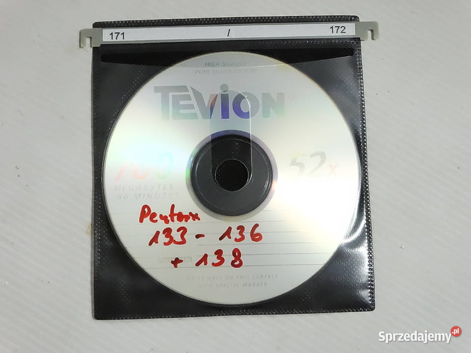 Aluminiowy kufer walizka na płyty CD DVD mieści Kultura i Rozrywka Biłgoraj