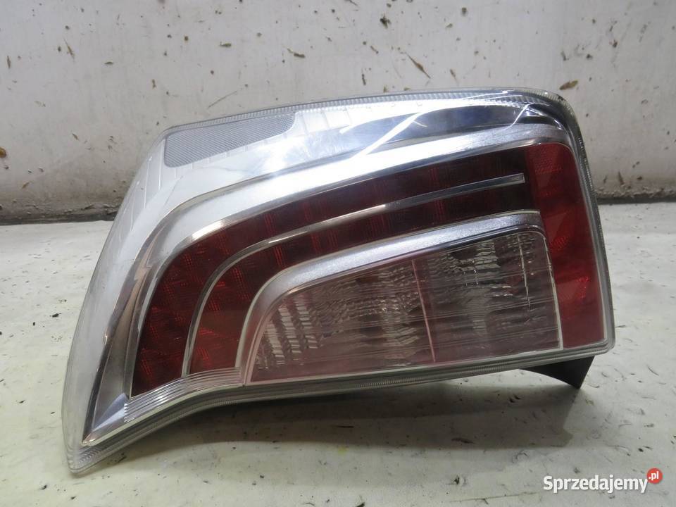 LAMPA PRAWY TYŁ TYLNA TOYOTA PRIUS 3 III sprzedam