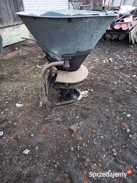 Rozsiewacz lej Czarnocin