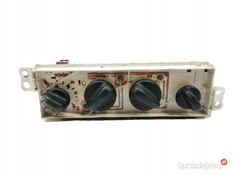 PANEL NAWIEWU 04885336AA 58024B Chrysler PT