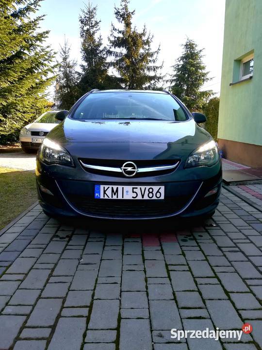 Opel Astra J