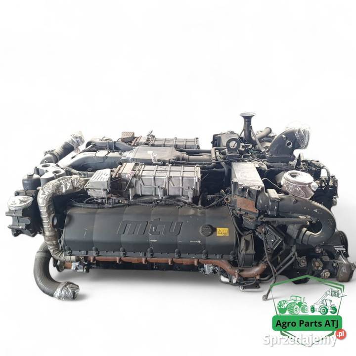 Silnik RollsRoyce MTU V12 211L 680 z maszyny Ciechanowiec