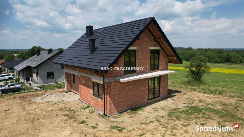Dom wolnostojący sprzedam Brzezinka Dolna 145m2