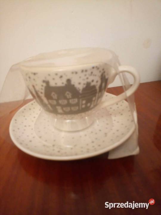 Filiżanka świąteczna porcelana Zastawa stołowa Warszawa