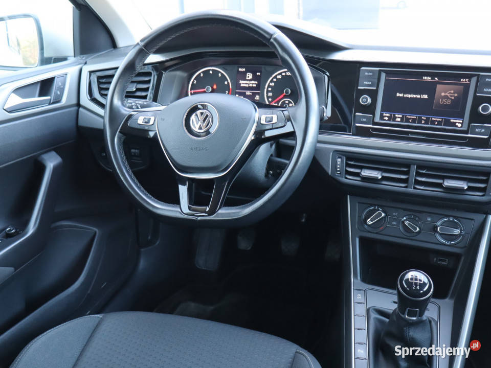 VW Polo 10 TSI światła przeciwmgielne