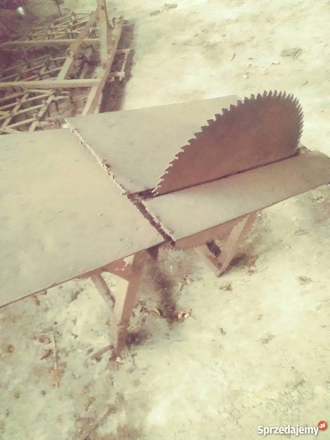 Piła do cięcia drzewa do ciągnika Pyrzyce