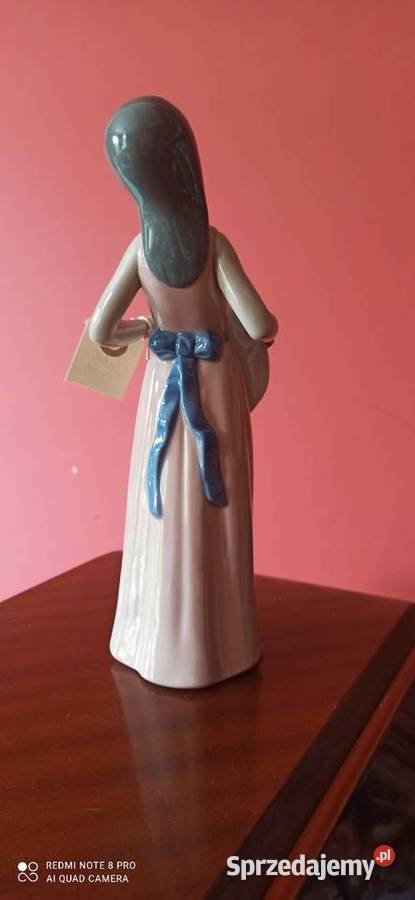 Porcelanowa figurka Lladro Dreamer z kolekcji Porcelana i szkło pomorskie Gdańsk