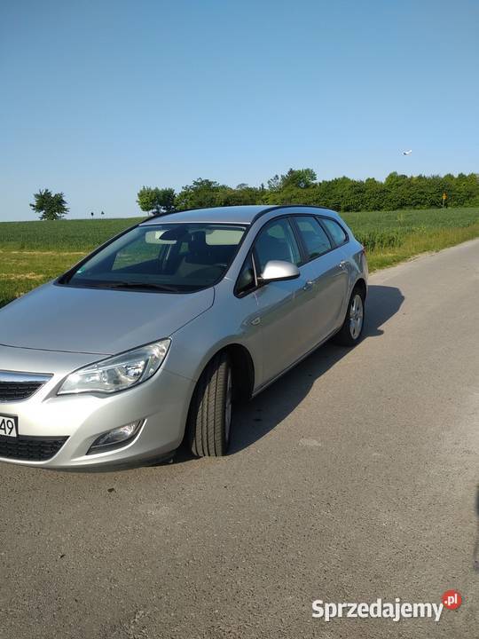opel Astra Sport Turer idealny do LPG Rok produkcji 2010 Chełm