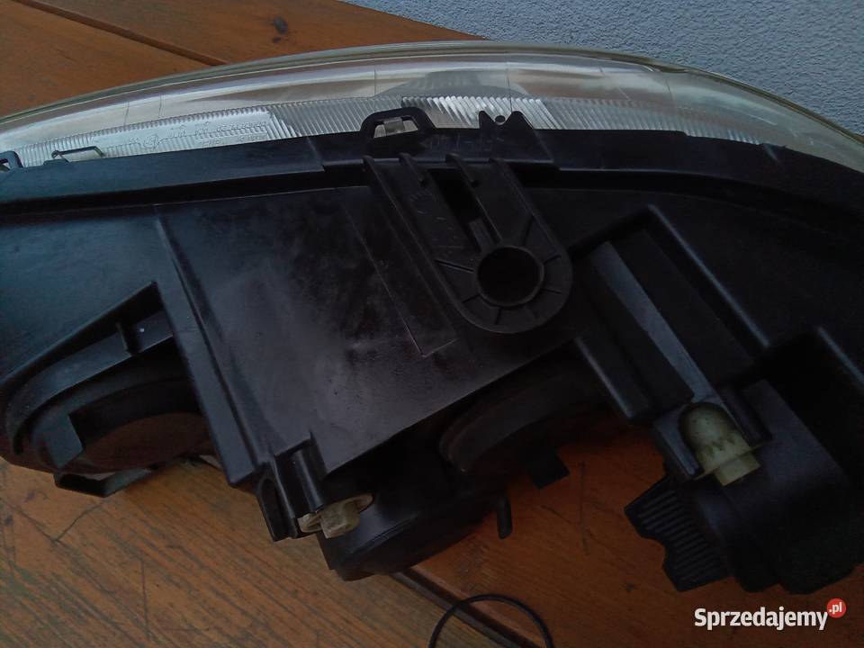 Fiat Punto II lift lampa reflektor prawy Europa