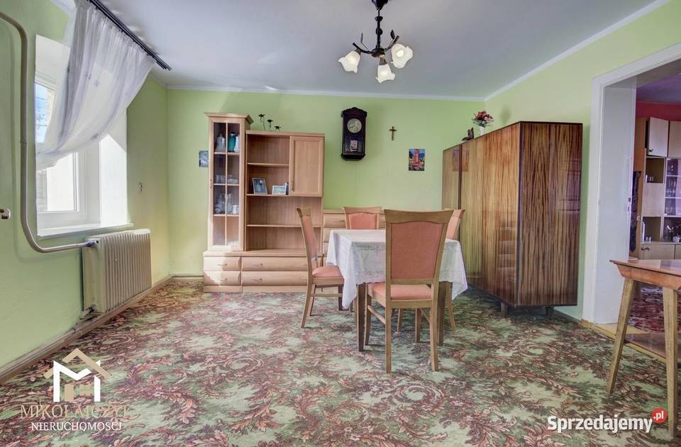 Woryny Dom z budynkami gospodarczymi ziemia