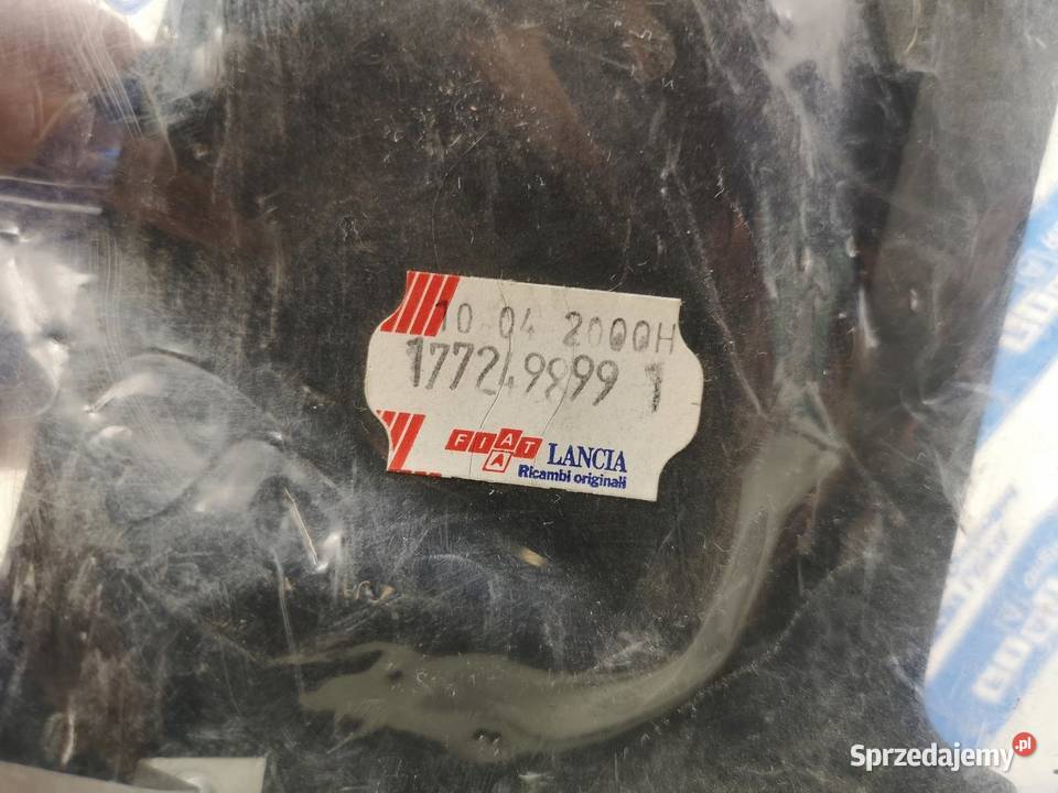 ZAŚLEPKA ZDERZAKA PRZÓD PRAWA LANCIA KAPPA Listwy i nakładki