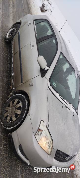 Toyota Corolla e12 lpg Uderzona w tył Sprawna Pruchnik sprzedam