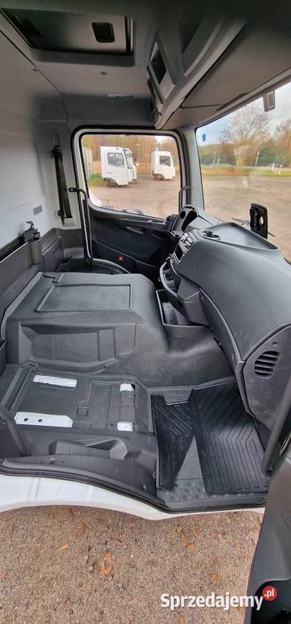 MERCEDES ATEGO KABINA Z WYPOSAŻENIEM NOWA Bieleń