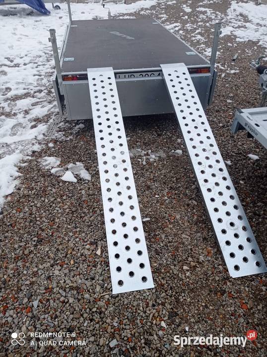 Wynajem platformaprzyczepka 300x150 z plandeką Dys