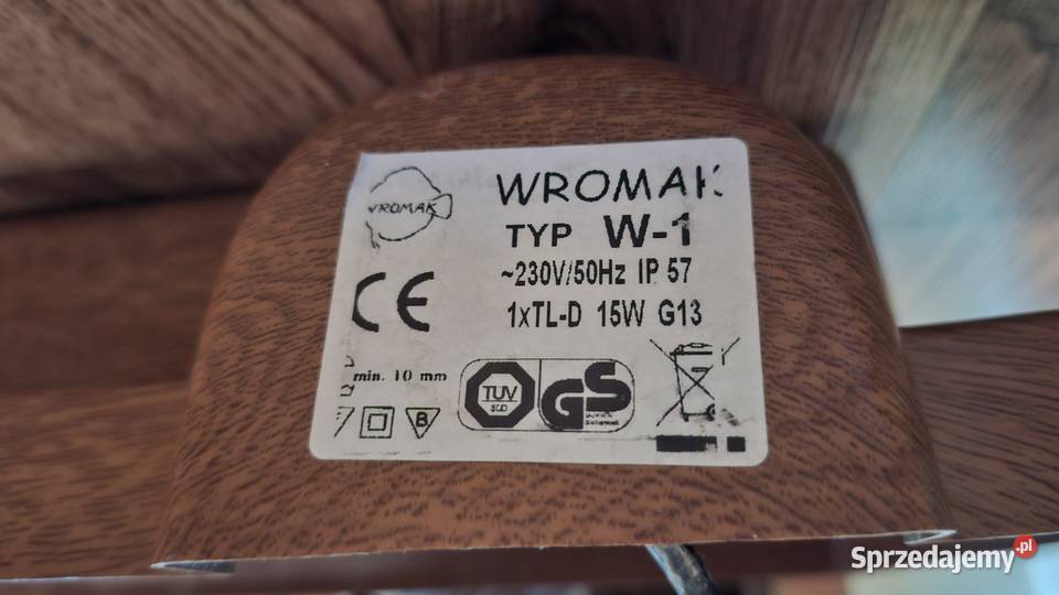 Pokrywa oświetleniowa profilowana 60x30 1X15W Zielona Góra