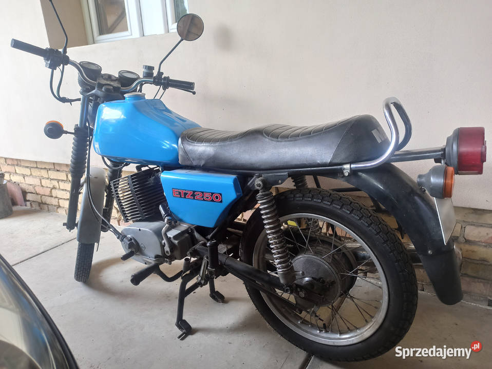 Motocykl MZ ETZ 250 Dębowiec