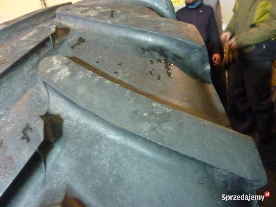 Opona używana rolnicza 65065R42 BRIDGESTONE VT 42cale Zaścianki