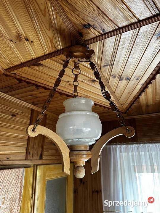 Komplet 2 drewnianych żyrandoli vintage PRL Abażury i klosze Łańcut