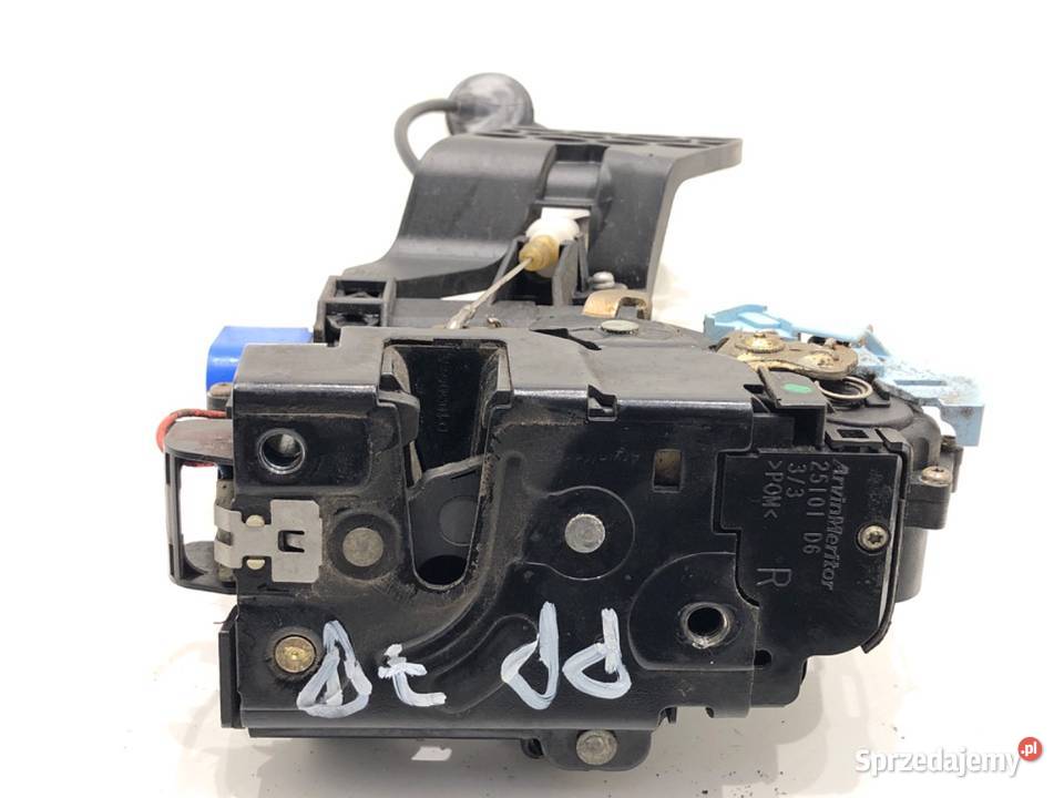 ZAMEK DRZWI PRAWY PRZÓD VW TOUAREG SUV 3D1837016