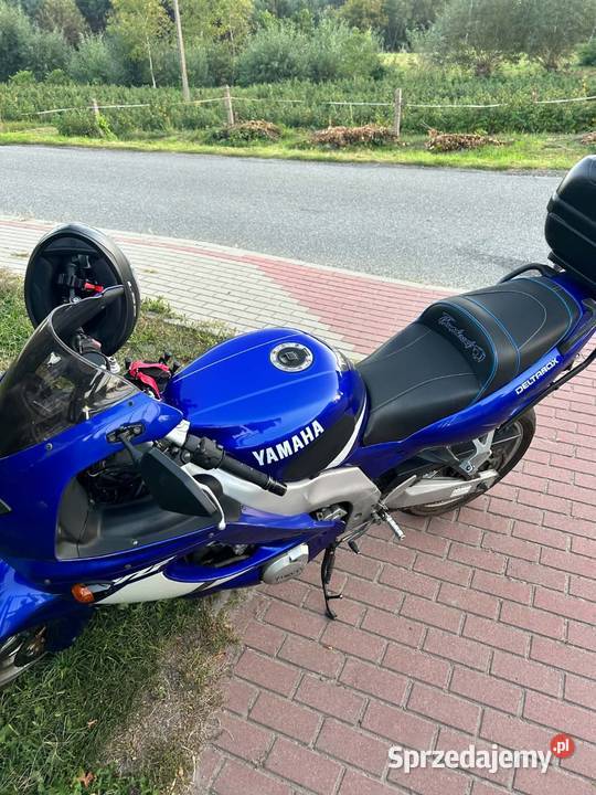 Na sprzedaż Yamaha YZF 600 z 2002 roku Rok produkcji 2002 Jarosław sprzedam