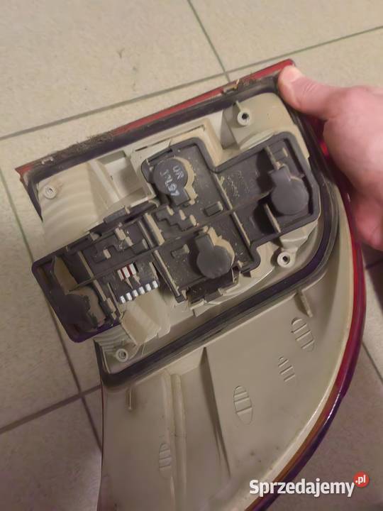 Lampy Tył Opel Astra F sedan 1998 małopolskie Kraków sprzedam