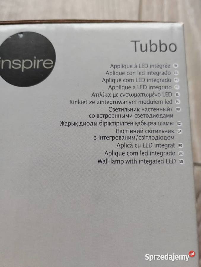 kinkiet ze zintegrowanym modułem led inspire