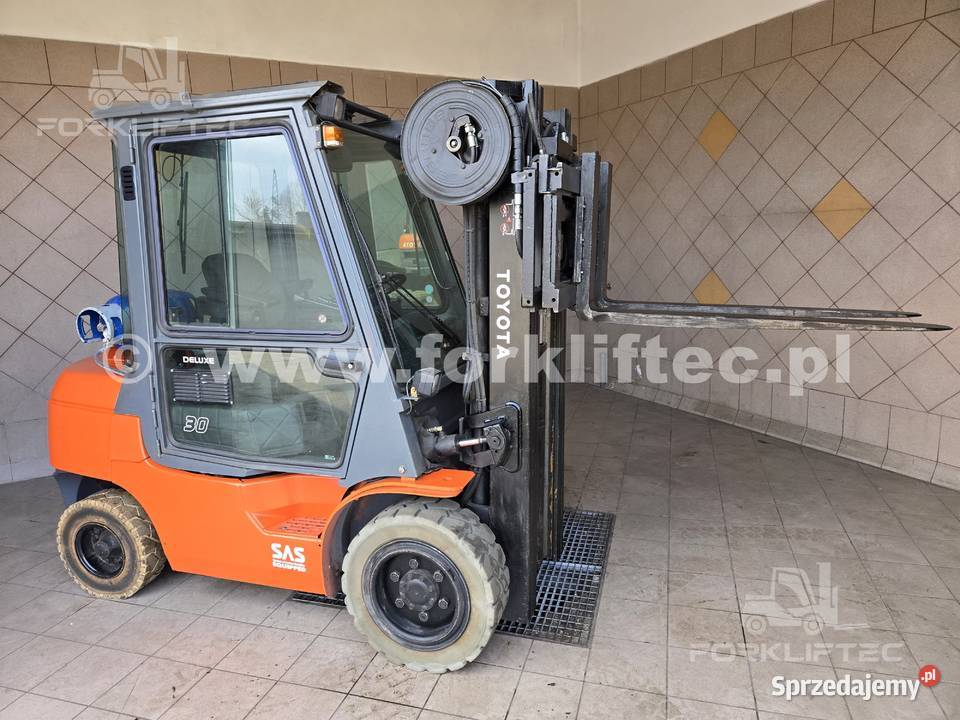 Wózek widłowy TOYOTA 7FGF30 Triplex Kabina Lędziny