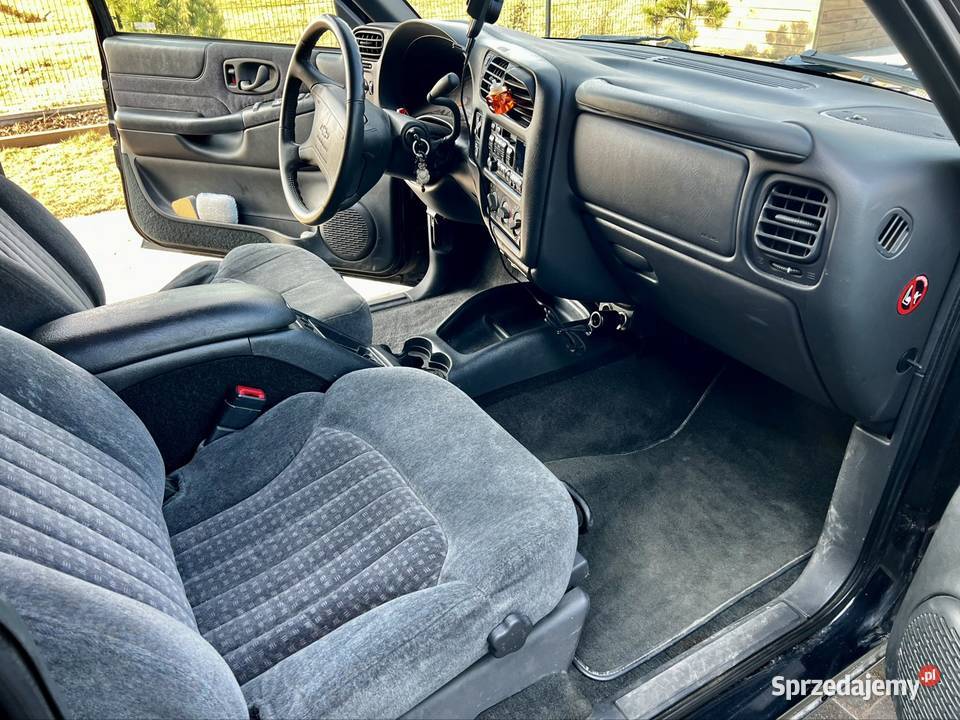 Piękny Blazer niski przebieg czarny Blazer Gacnik sprzedam