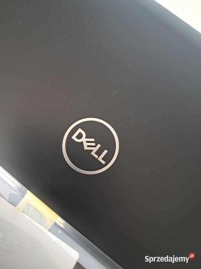 nowa klapka ramka matrycy do jakiegoś laptopa Sandomierz