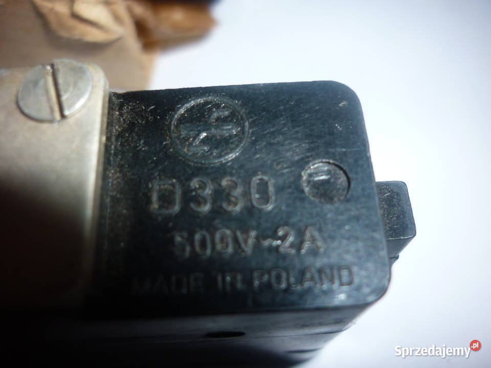 Wyłącznik krańcowy D330 Dębica sprzedam
