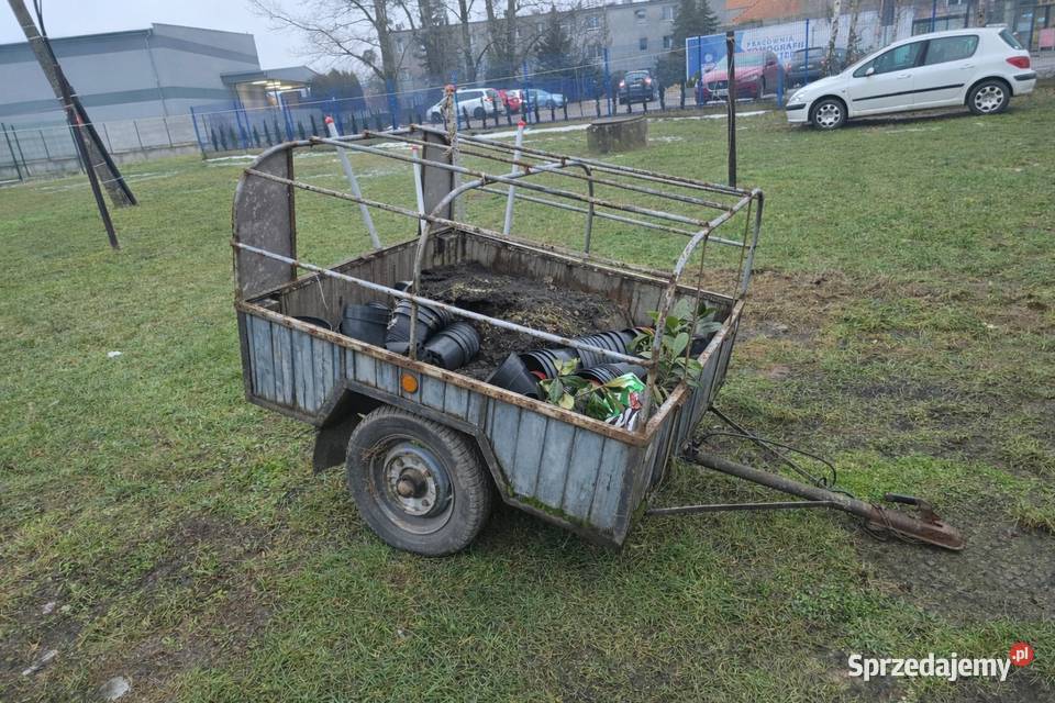 Sprzedam przyczepkę samochodową zajestrowanaana Krotoszyn