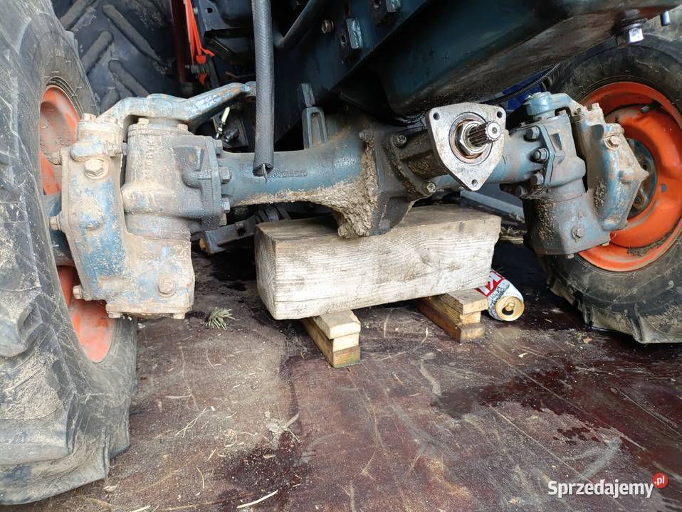 Kubota silnik skrzynia napęd przód tył zaczep Halinów sprzedam