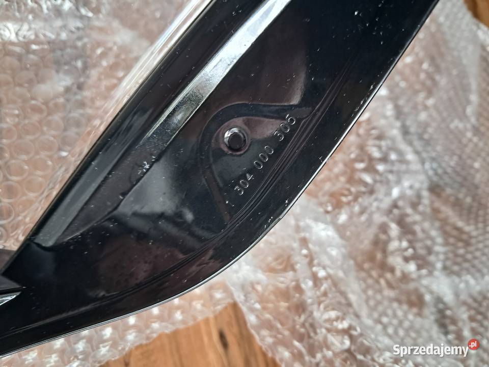 nowy klosz przedniej prawej lampy audi a5 z sprzedam
