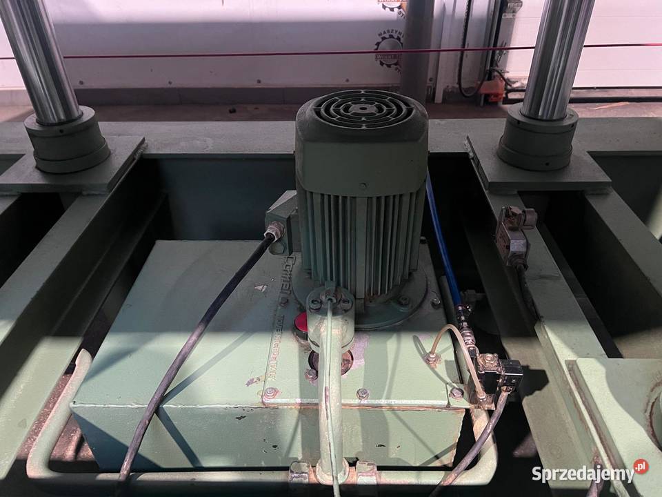 Prasa półkowa do fornirowania Cooper 30001300 Juszczyn sprzedam