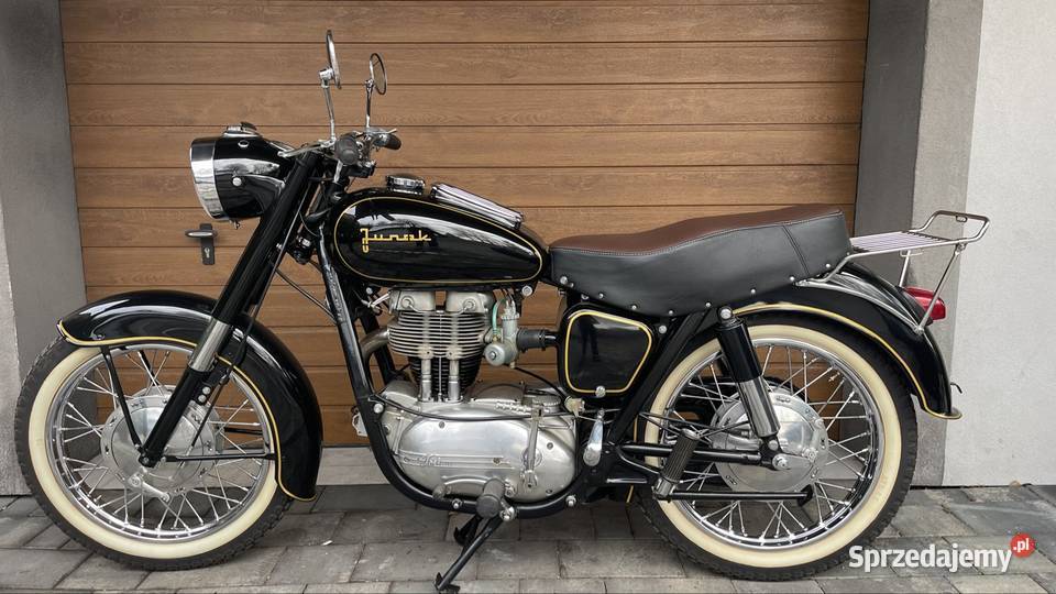 Motocykl Junak M07010 stan kolekcjonerski Zaborze