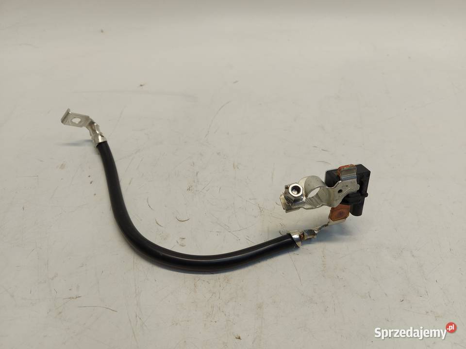 BMW G21 G20 Kombi 330e klema masa kabel minusowy