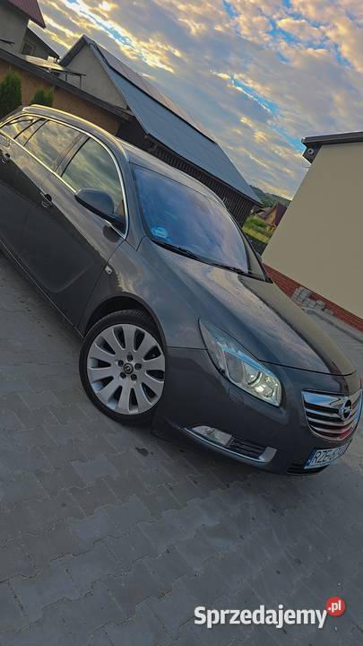 Opel Insignia Sport Tourer 2011 podkarpackie Dynów sprzedam