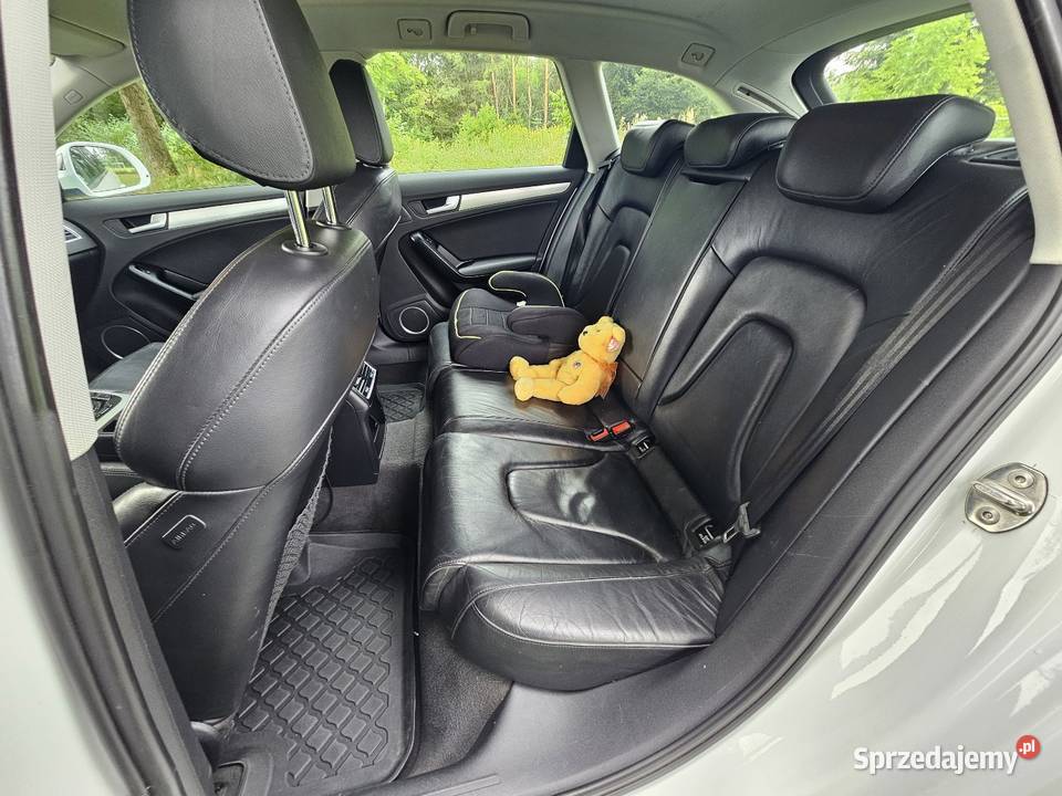 Sprzedam Audi A4 B8 20 TDI 143 2008 r isofix